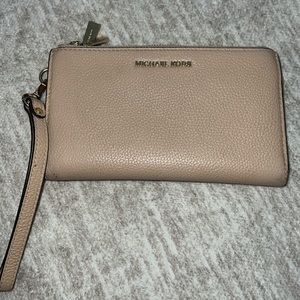 Michael Kors cream color double zip wristlet wallet